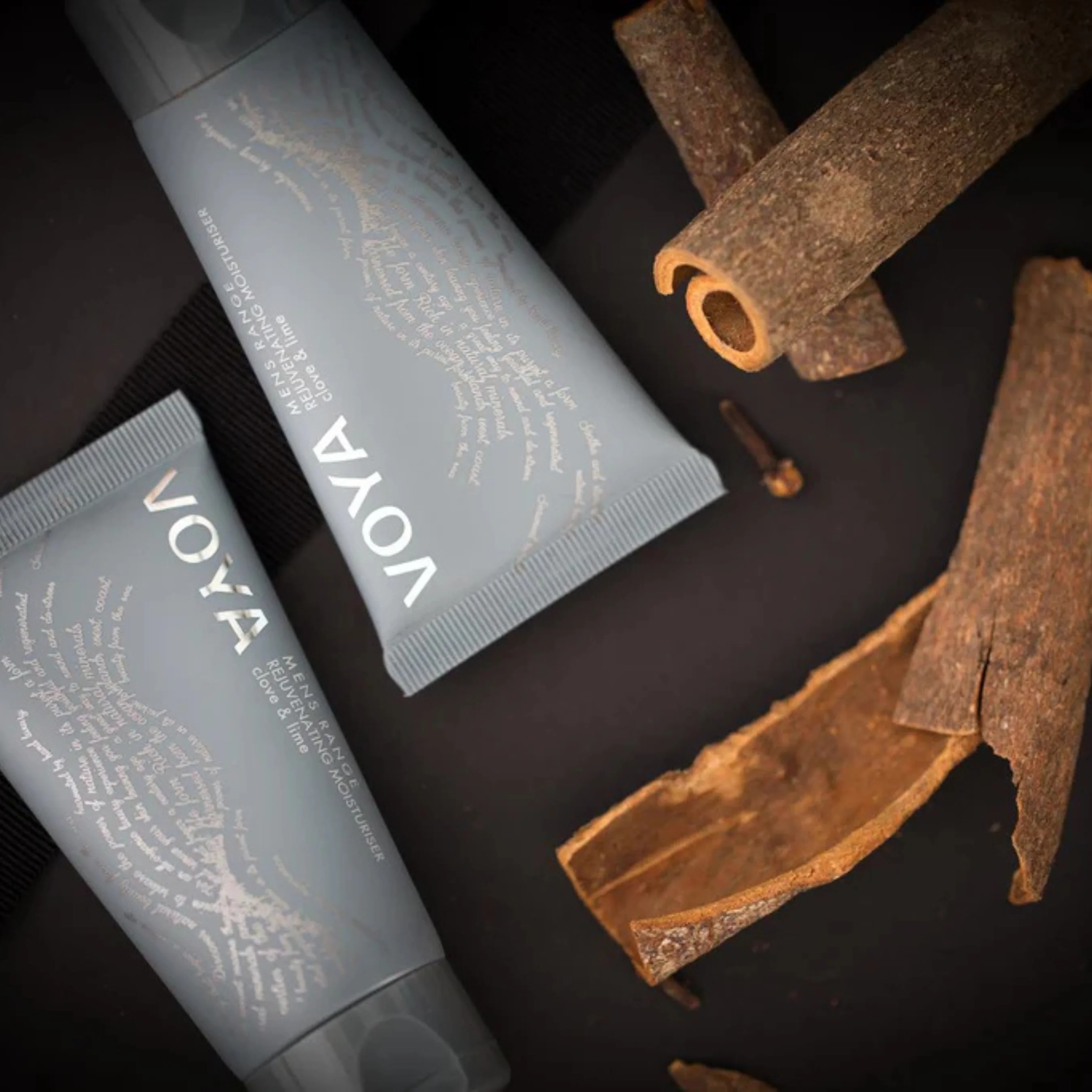 VOYA Men's Range Rejuvenating Moisturiser 50ml - Image 3